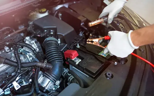 Professional mobile car jump start and battery boost service in London