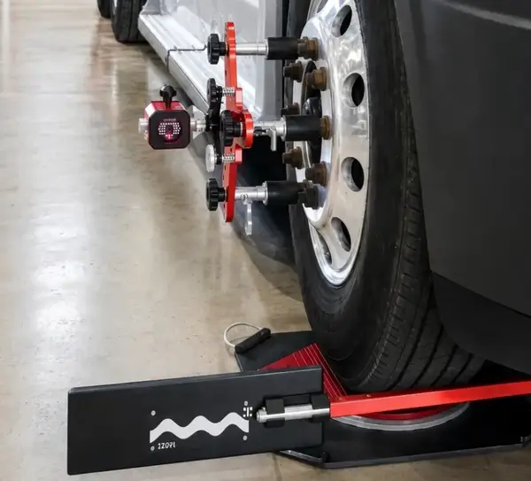 Mobile wheel balancing and vibration check in London