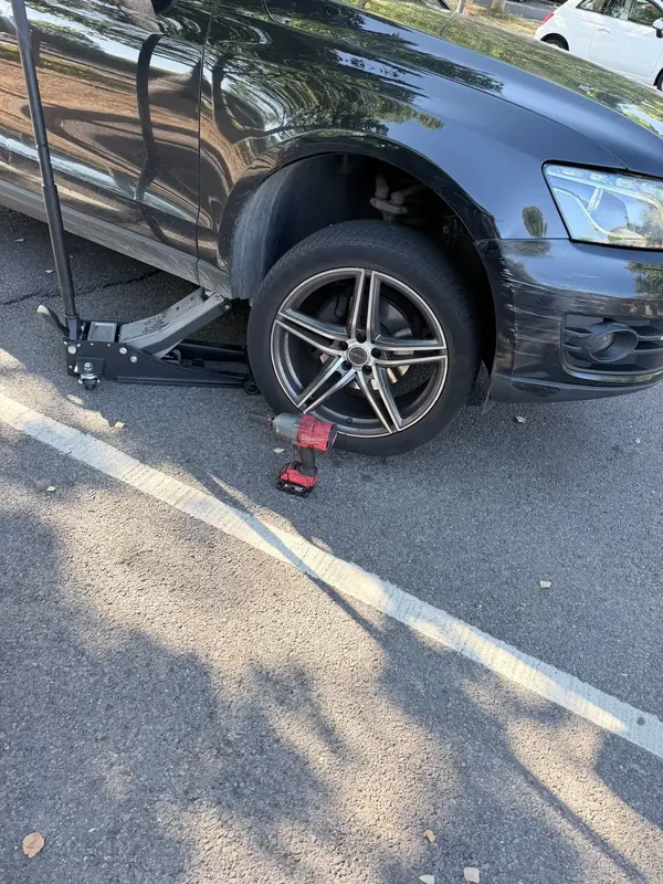 Technician performing mobile tyre fitting and replacement for vans and commercial vehicles in London
